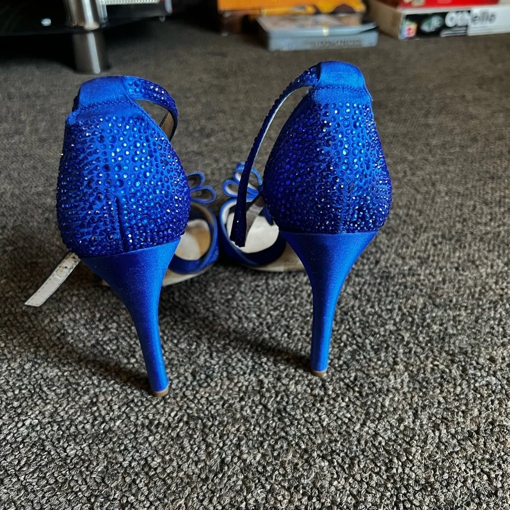 Inc T strap rhinestone bow heels - Picture 6 of 7